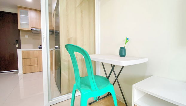 Comfort And Simply Look 1Br Daan Mogot City Apartment - Foto 5, Habitación