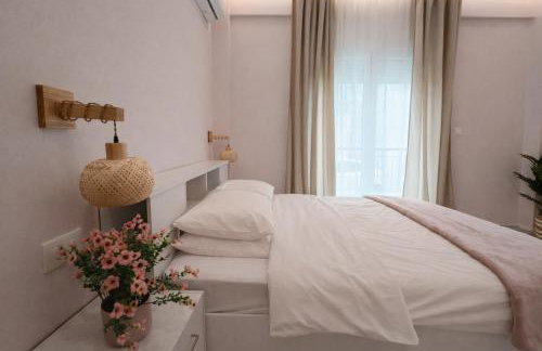 Almond Jacuzzi Suites - Private Jacuzzi - Self Check-In - Free & Easy Street Parking - Foto 35