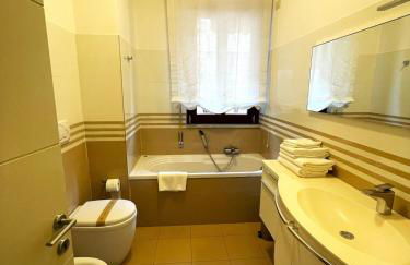 - La Terrazza al Mare- Beach & Free Parking- - Foto 12