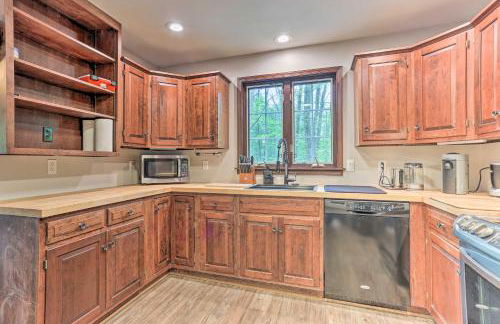 Updated Stroudsburg Home with Spacious Deck! - Foto 9