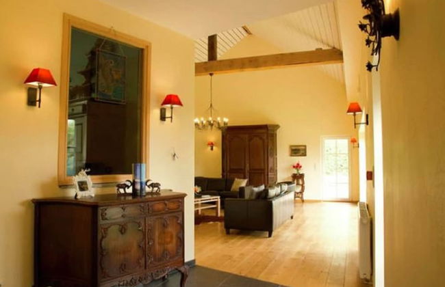 Luxurious, Spacious Villa With Sauna Located Next to a Castle - Foto 8