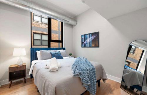 2BD 2BA Condo- Steps to Lake with Gym & Parking - Photo 7