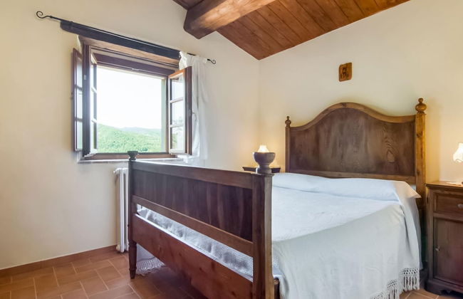 Holiday Home in Citta di Castello With Pool - Photo 5