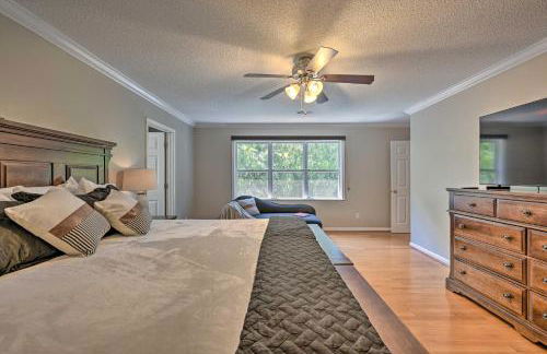 2 Mi to Clemson Central Villa with Deck, Near Lakes - Foto 15