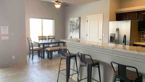 Havasu Retreat! Pool, Spa, Gym & View - Foto 5