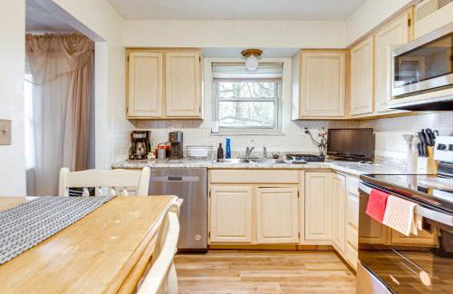 12 Mi to Dtwn St Louis Family Home with Fireplaces! - Foto 6