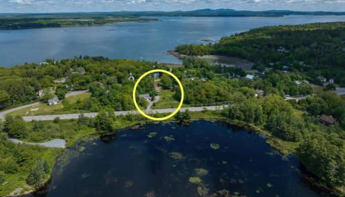 2 BR Home w/ Pondside View Backyard [Maine Escape] - Foto 4