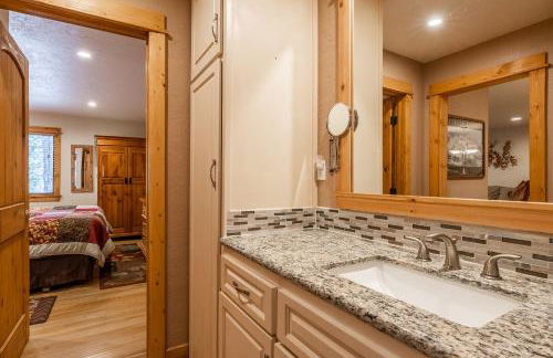 New Listing Updated 1 bedrm 1 bath Summit H Building #95 condo Just steps to Eagle Lodge sleeps 4 - Foto 21