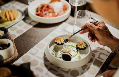 Kalani Residence - Photo 16