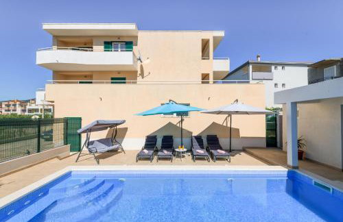 Apartment Renata + PRIVATE swimming pool in SPLIT - Foto 7