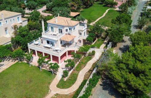 Waterfront 5BR Villa near Porto Heli by JJ Hospitality - Foto 7