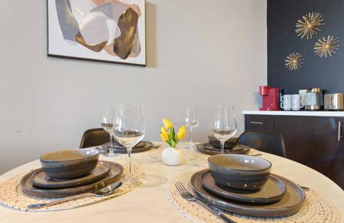 Modern 2BR/2BA in Irvine Pool & Gym - Foto 24