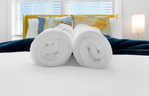 Make Lemonade in luxury w king bed and free parking plus 40 minutes to Nashville - Foto 23