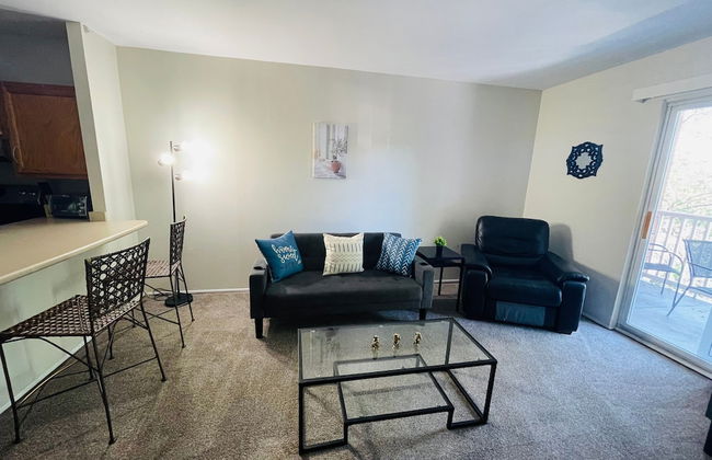 Charming 2BR 2B in Elkins Park Free Parking - Foto 8