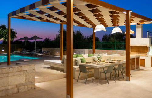 Estella Villa with Pool, Children Area, BBQ & Magnificent Views! - Photo 14