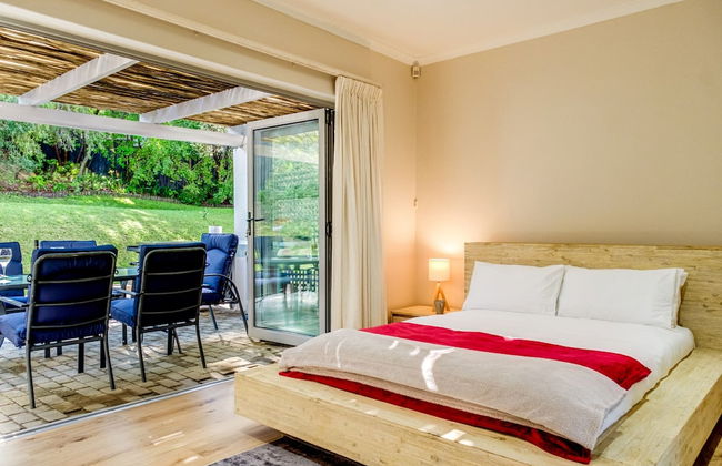 Charming Home With Mountain Views at Rivendell - Photo 26