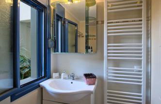 SeaSight Living Apartment - Photo 25