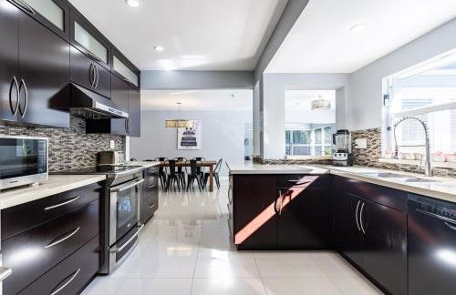 Villa Aura Heated Pool 4 Bedrooms 5 minutes to the Ocean - Foto 51