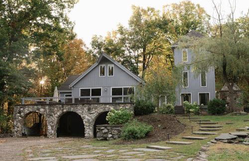 Secluded escape with hot tub, pizza oven, fireplace - Foto 74