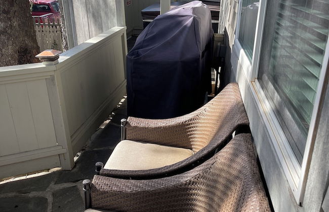 Chapman Cove by Avantstay Gorgeous Beach Bungalow w/ Sauna - Photo 25