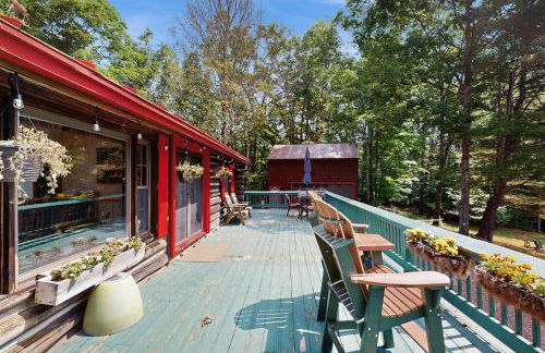 Mtn-View Family Cabin! 9 Mi to Lake George Village - Foto 3