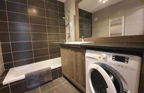 Plein Soleil 3 bedroom apartment with stunning mountain views - Photo 20