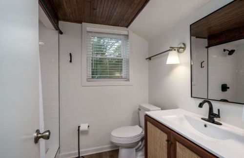 Roll Tide Bungalow-3 miles to UA- 5 TVs- Game Room - Foto 28