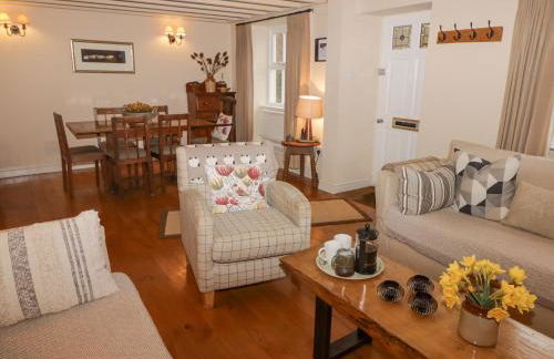 1 Cheriton Row - Photo 4