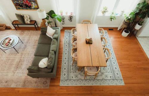 Huge Beach Bungalow- Yard, Beach Pass, King Beds - Foto 4