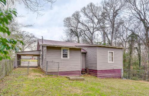 3 Mi to Stone Creek! 2-Acre Family Tallassee Gem - Foto 23