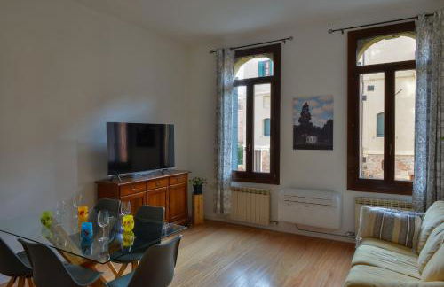 Ca' Dino Venice - Canal View - Foto 3