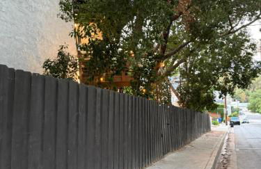 Private getaway in Studio City Hills universal - Photo 13