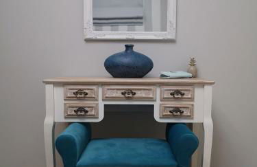 Pirofani Villa Apartments - Photo 19