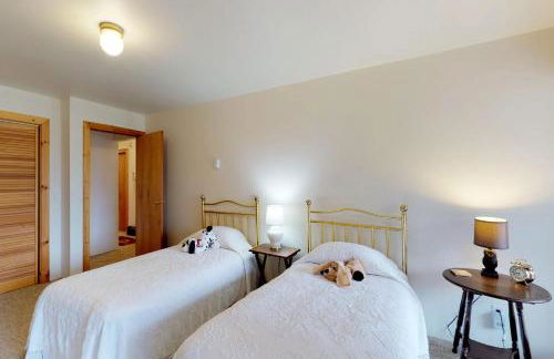 South Hill Lodge - Photo 23