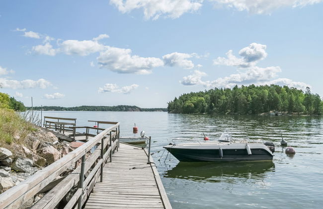 3 bedroom House in Oskar Fredriksborg with garden and terrace - Photo 5