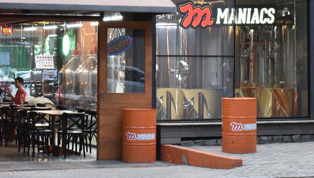 Entrada de um bar de Curitiba