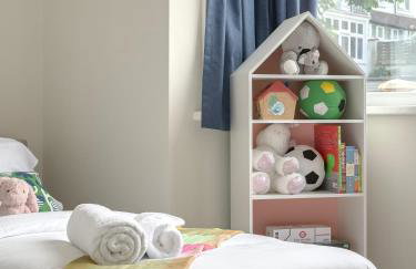 5 Bedroom, 3 Bathroom Modern House with Garden near Hampstead Heath Sleeps 10 - Foto 20