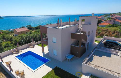 Zrno soli - Photo 13