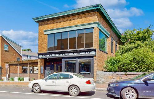 Gloucester Harbor Hideaway - Photo 3