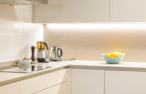 Acogedora habitación en apartamento con terraza - Photo 20