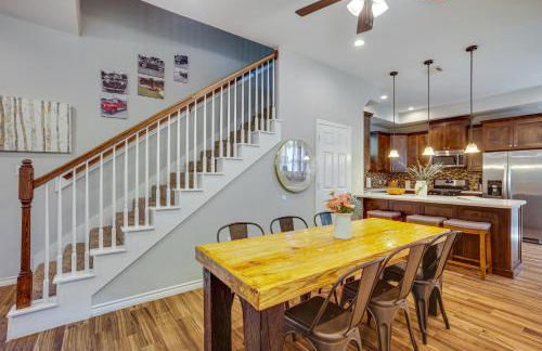 Pet-Friendly Tomball Home Walk to Main Street! - Foto 6