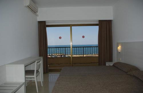 Apartamentos Embat - Photo 35
