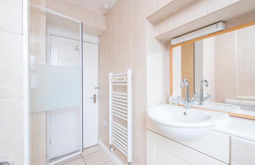 Inglenook House - Photo 22