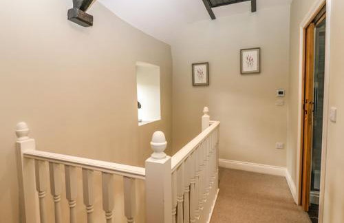 White Swan Cottage - Photo 13