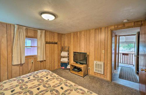 2 Cozy Island Park Cabins with Near the Lake! - Foto 22