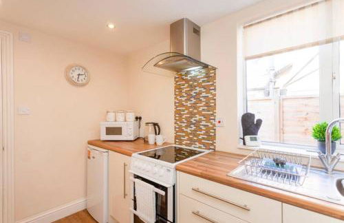 Charming 2-Bedroom House Ibstock, Leicester - Foto 8