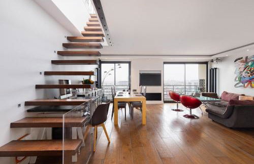 Top floor with Eiffel Tower view and roof top - Foto 8