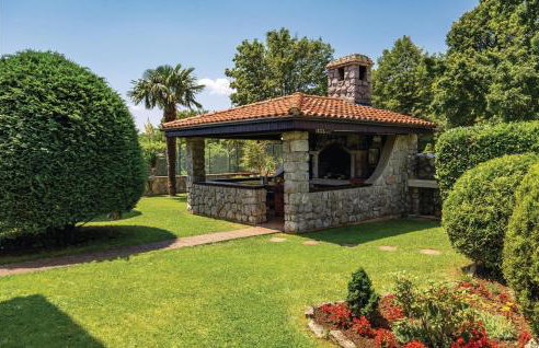 Cozy Home In Viskovo With Wifi - Photo 27