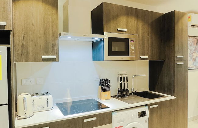 Accra Luxury Apartments at The Lennox - Photo 53