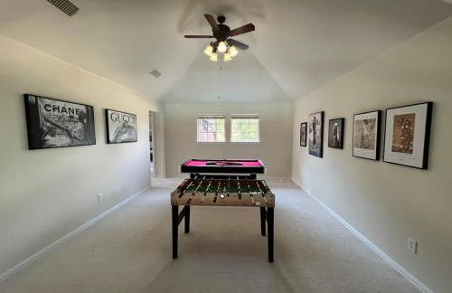 Lovejoy Serenity - Amazing pool, Games, Movie Room - Foto 23